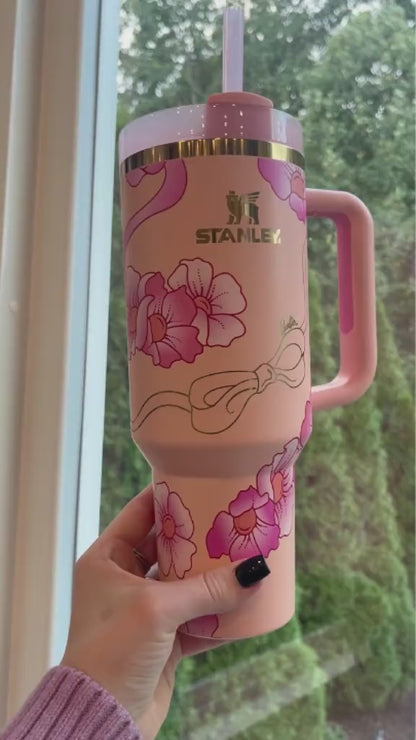 Taza coleccionable Stanley BARBIE de Acero inoxidable - 1.2 Litros (FLORES)