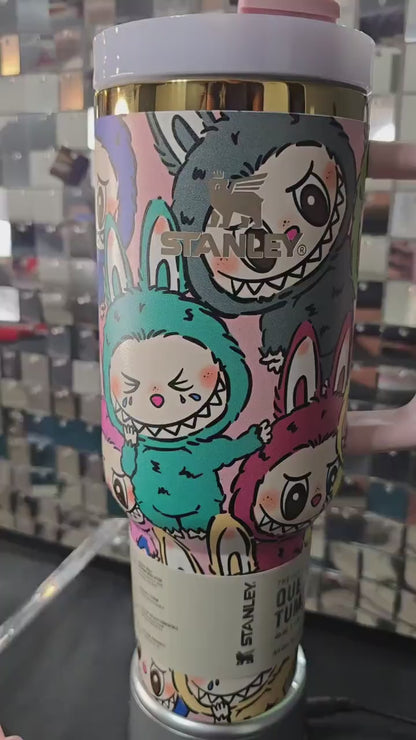 Taza coleccionable Stanley LABUBU de Acero inoxidable - 1.2 Litros (Modelo 1)