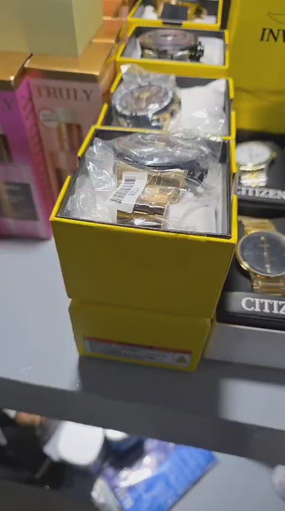 Reloj Invicta Aviator Gold de 40mm, Modelo 17206