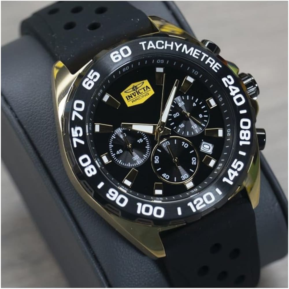 Reloj Invicta Racing de 43mm Modelo VD53
