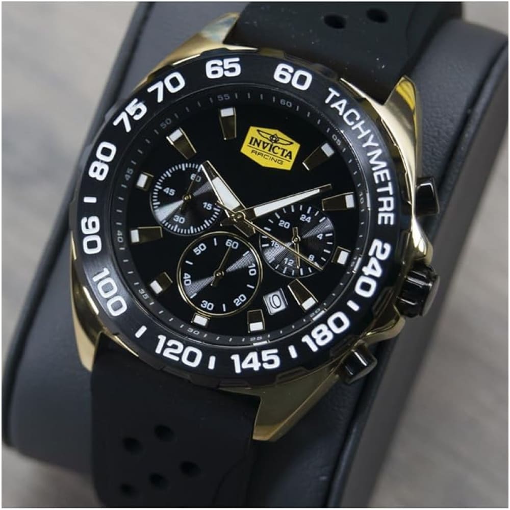 Reloj Invicta Racing de 43mm Modelo VD53