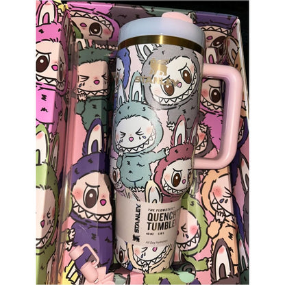 Taza coleccionable Stanley LABUBU de Acero inoxidable - 1.2 Litros (Modelo 1)