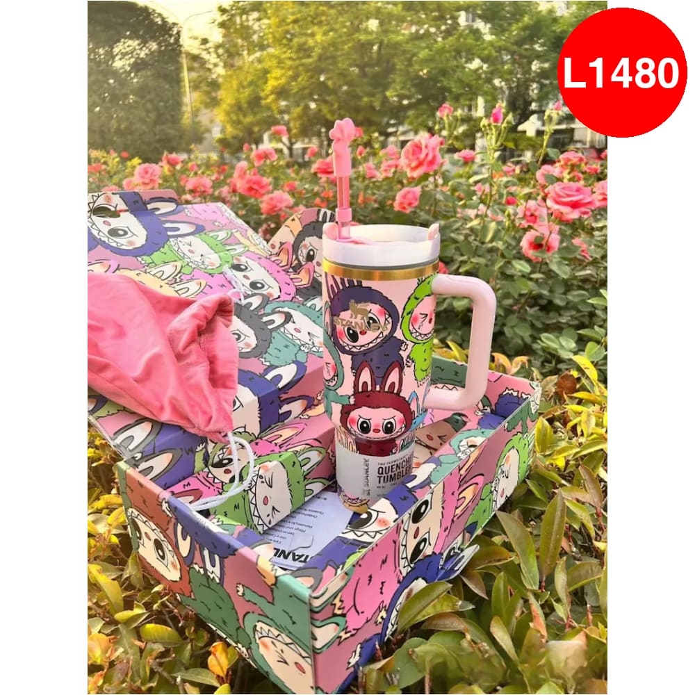 Taza coleccionable Stanley LABUBU de Acero inoxidable - 1.2 Litros (Modelo 1)